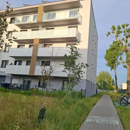 Bagry Rooms2 - Z Sypialnia I Miejscem Postojowym * Kraków