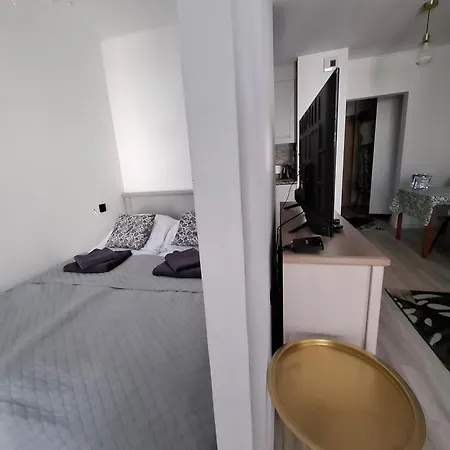 Bagry Rooms2 - Z Sypialnia I Miejscem Postojowym Apartment