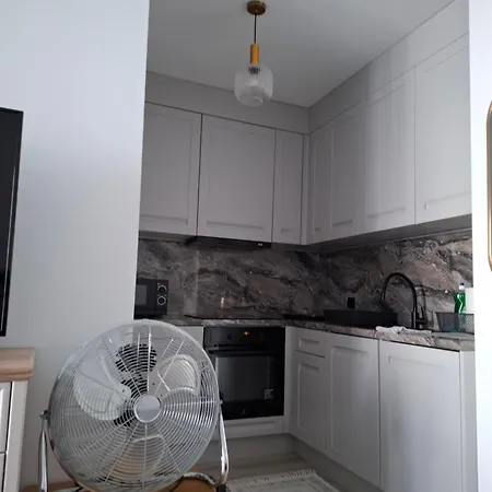 Bagry Rooms2 - Z Sypialnia I Miejscem Postojowym Apartment *