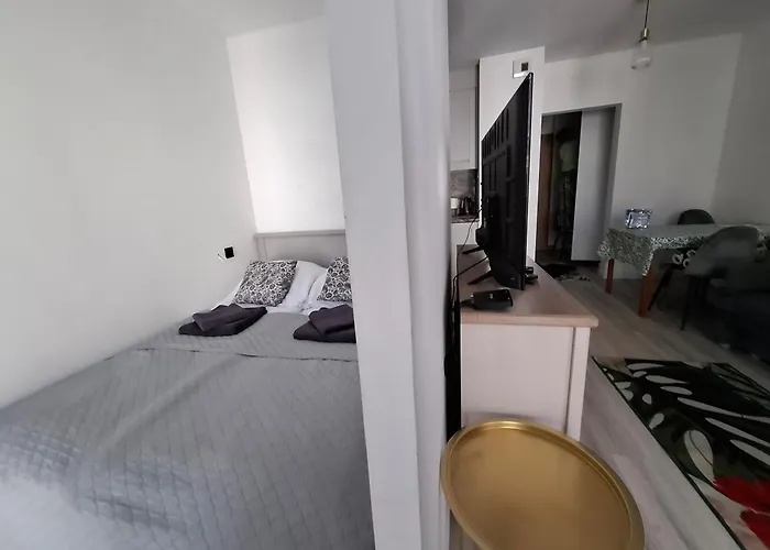 Bagry Rooms2 - Z Sypialnią I Miejscem Postojowym Apartament